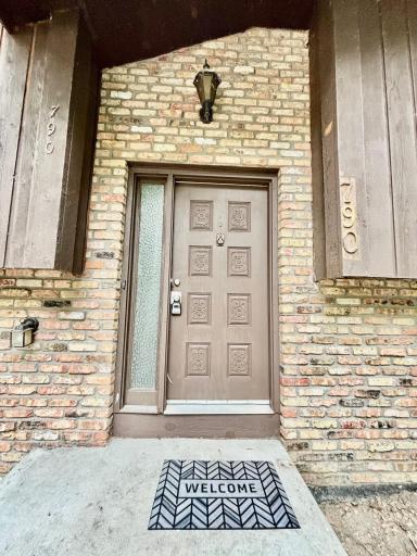 790 Carla Lane, Little Canada, MN 55109