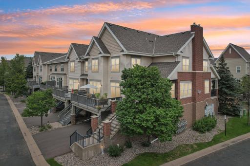Welcome to this Sunny End Unit - 8100 Oakview Circle N, Maple Grove, MN!