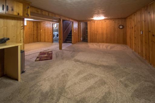 5800 Halifax Avenue N, Minneapolis, MN 55429