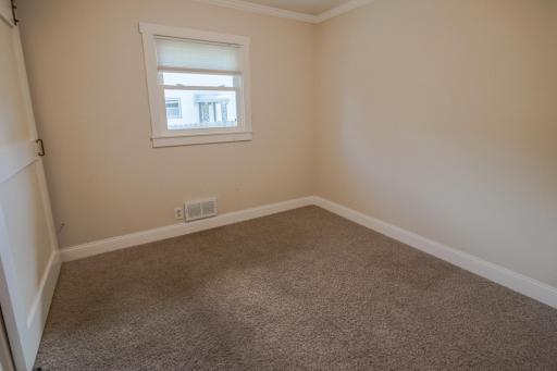 5800 Halifax Avenue N, Minneapolis, MN 55429