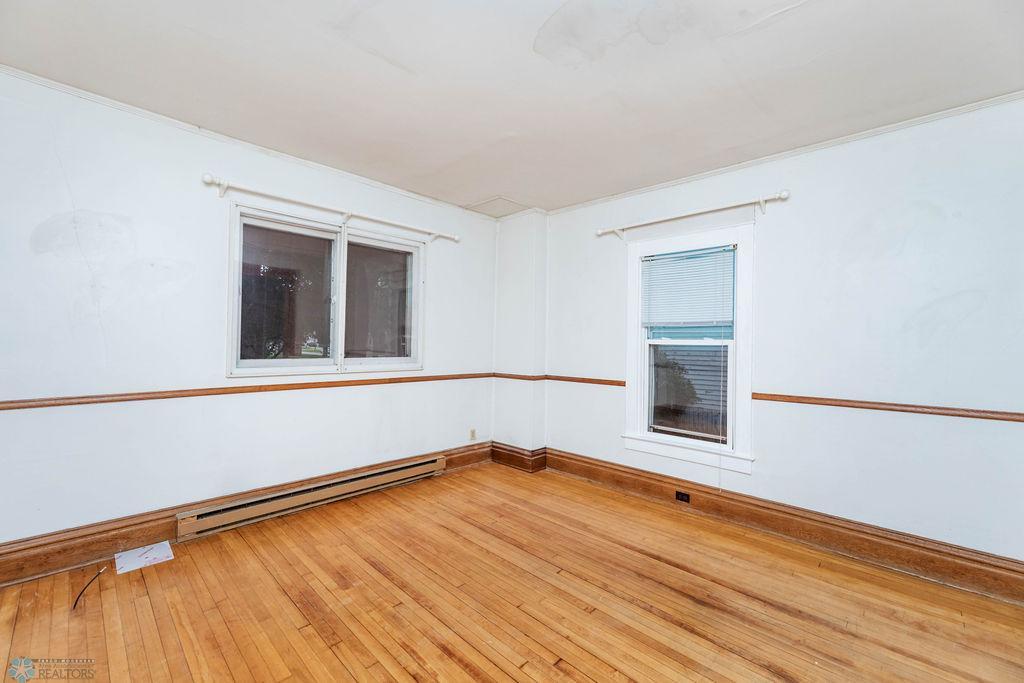 Main Floor Unit 1 hs Beautiful Hardwood Floors