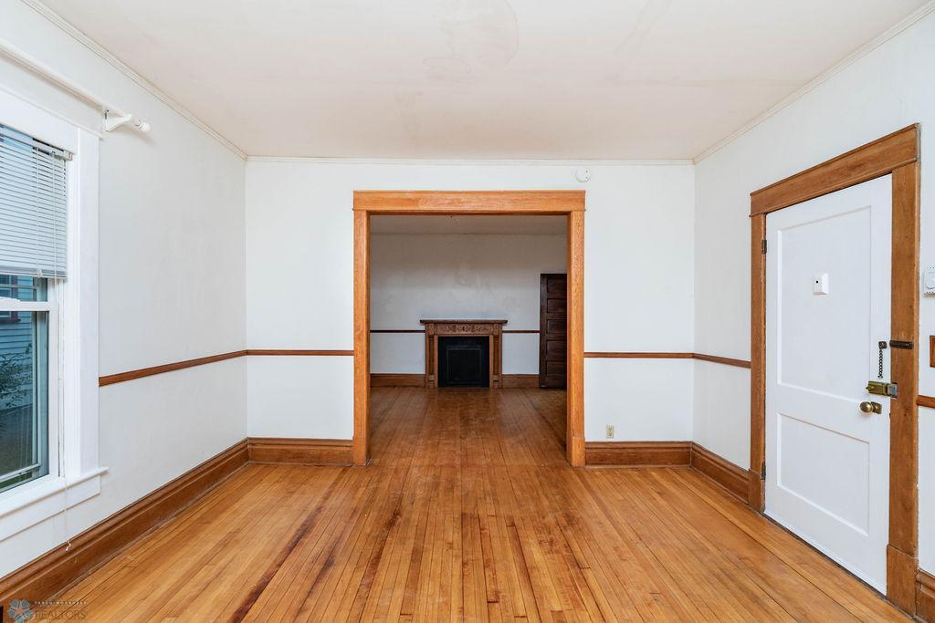 Great Space for Entertaining in Unit 1