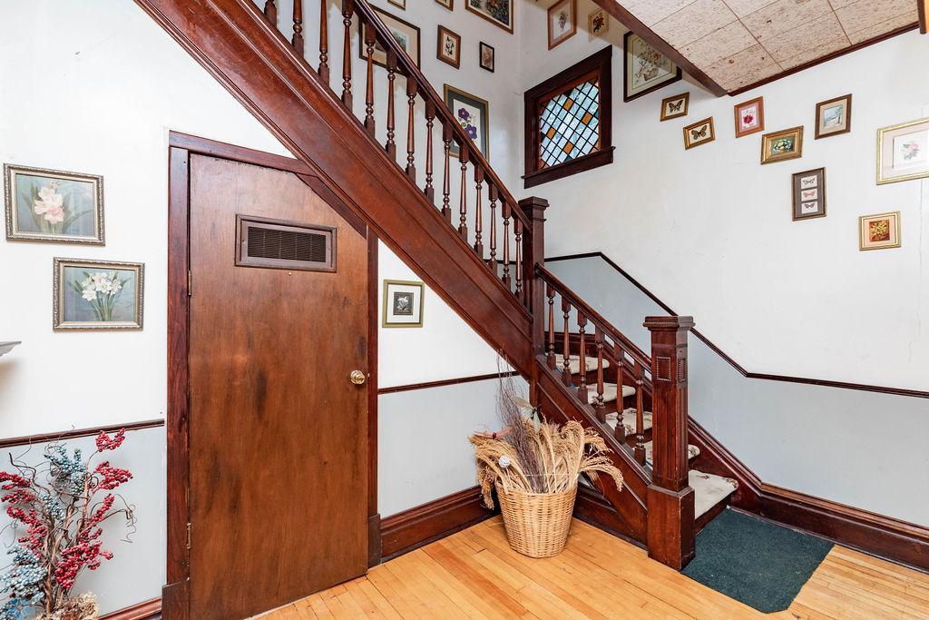 Common Area for all 3 Units Stairs to Units 2,3