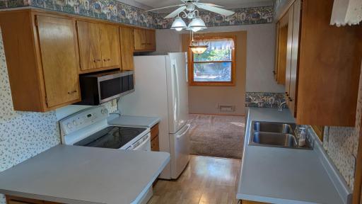 120 Sabra Court, Saint Paul, MN 55124