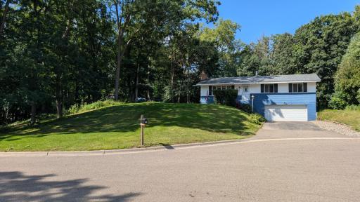 120 Sabra Court, Saint Paul, MN 55124