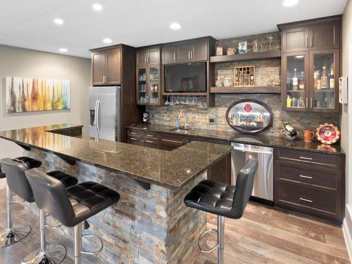 16260 Berens Court, Shakopee, MN 55379