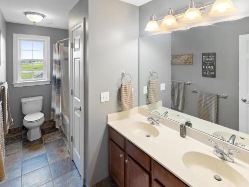 16260 Berens Court, Shakopee, MN 55379