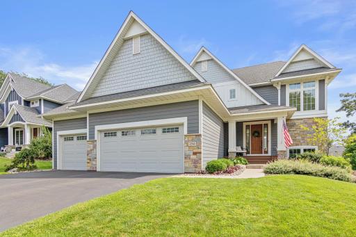 250 Grand Avenue, Shoreview, MN 55126