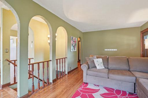 2616 W 60th Street, Minneapolis, MN 55410