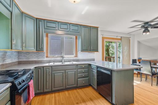 5554 Knoll Drive, Saint Paul, MN 55126
