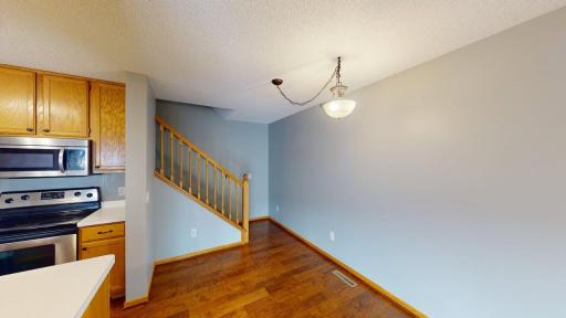 18372 English Avenue, Farmington, MN 55024