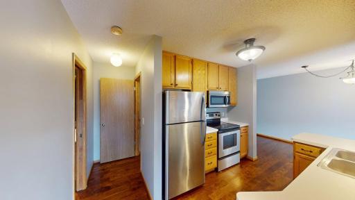 18372 English Avenue, Farmington, MN 55024