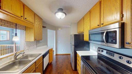 18372 English Avenue, Farmington, MN 55024