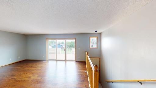 18372 English Avenue, Farmington, MN 55024