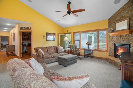 2390 Jennifer Lane, Shakopee, MN 55379