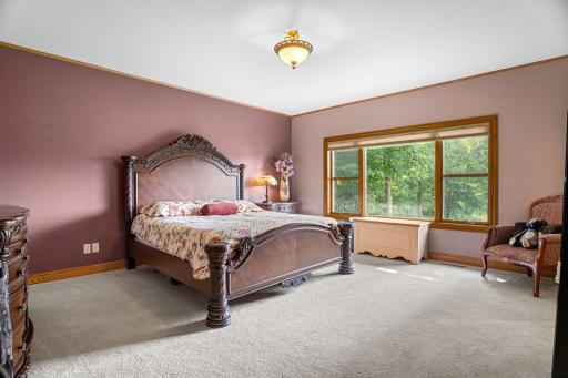2390 Jennifer Lane, Shakopee, MN 55379