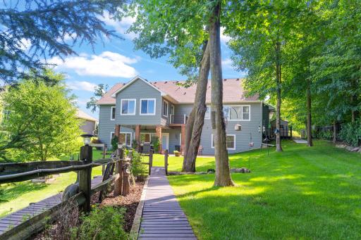 2390 Jennifer Lane, Shakopee, MN 55379