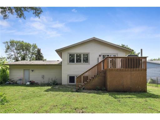 471 105th Avenue NW, Coon Rapids, MN 55448