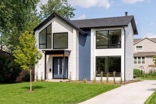 The Beauty of H Windows arises from exceptional materials and skilled craftsmen