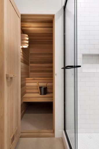 Wellness elevated: a cedar Finlandia sauna awaits.