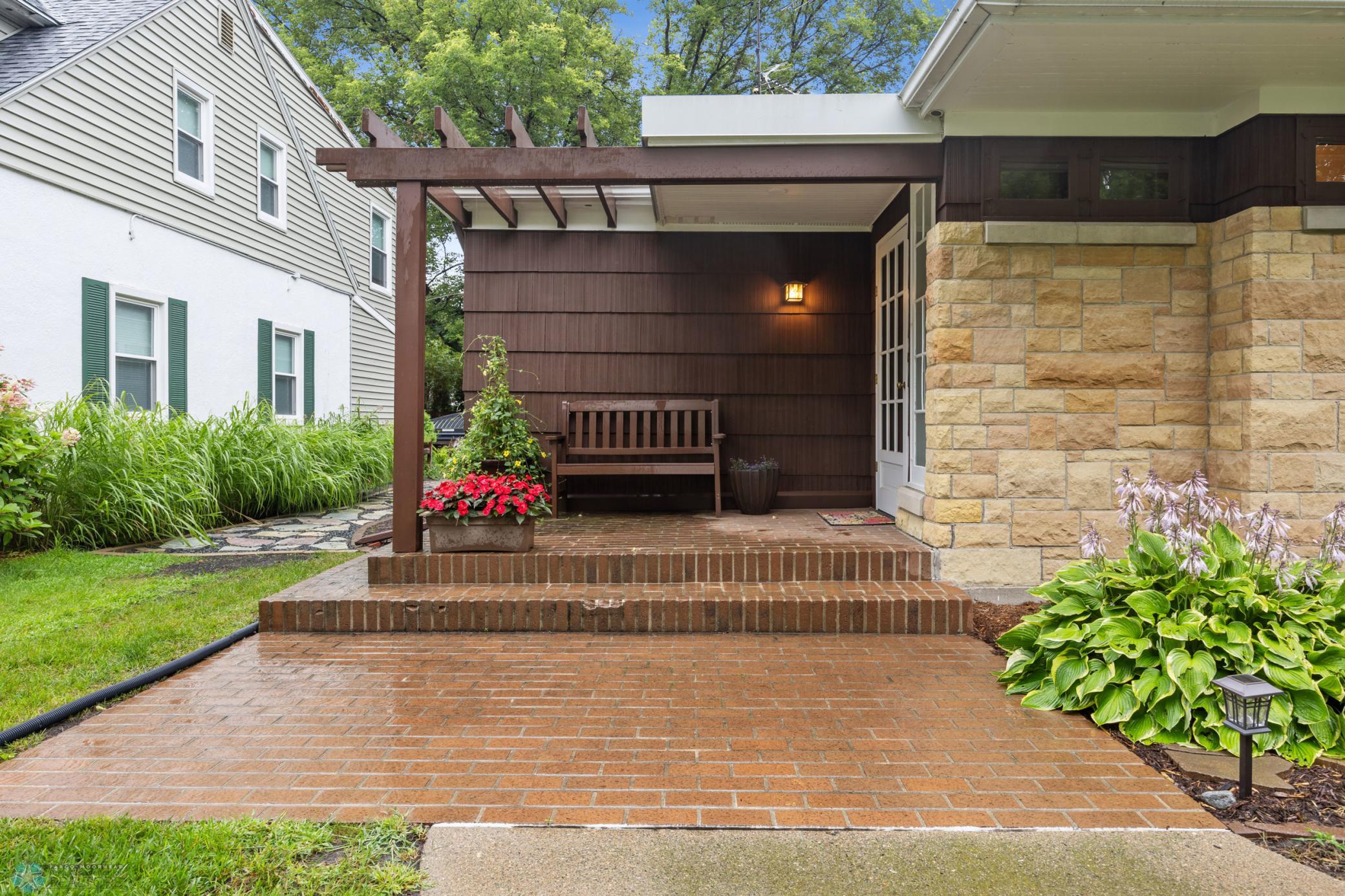 Foyer Porch