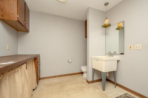 18234 E Sioux Vista Drive, Jordan, MN 55352