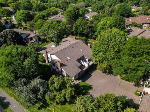 9657 Hampshire Lane, Eden Prairie, MN 55347