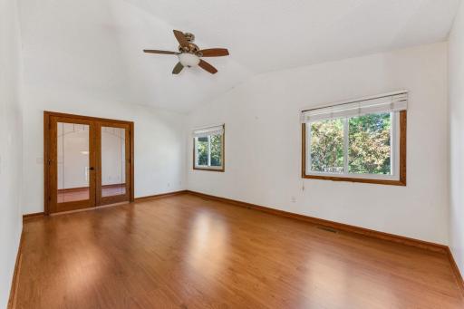 9657 Hampshire Lane, Eden Prairie, MN 55347