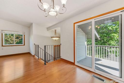 9657 Hampshire Lane, Eden Prairie, MN 55347