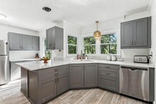 ew Soft-Close Cabinets, Quartz Counters, Stainless Steel Appliances & Farmhouse Sink