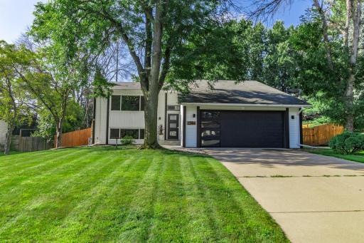 1384 Amaryllis Lane, Eagan, MN 55123