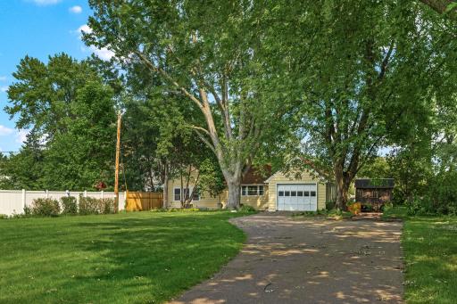 2816 Oxford Street N, Saint Paul, MN 55113