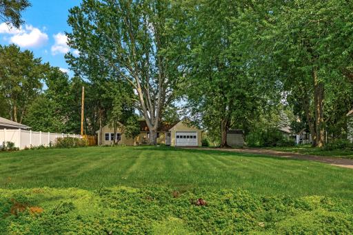 2816 Oxford Street N, Saint Paul, MN 55113