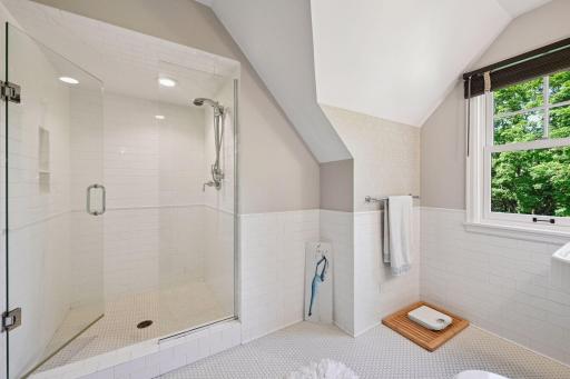 20590 Linden Road, Excelsior, MN 55331