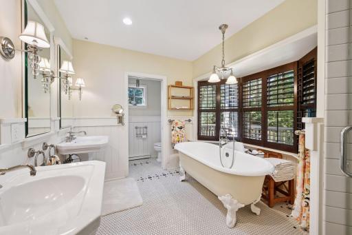 20590 Linden Road, Excelsior, MN 55331