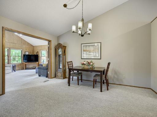 9 - Dining Room.jpg