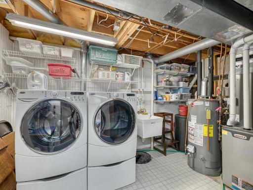 33 - Laundry Room.jpg