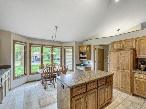 11 - Kitchen.jpg