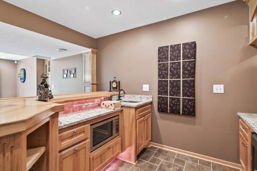 08_18614_Trott_Brook8_mls.jpg