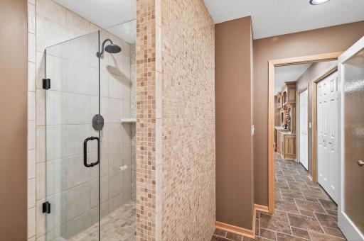 12_18614_Trott_Brook12_mls.jpg