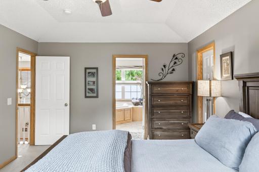 37_18614_Trott_Brook_Pkwy21_mls.jpg