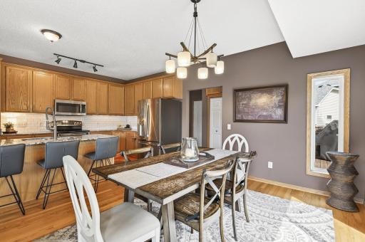 33_18614_Trott_Brook_Pkwy17_mls.jpg