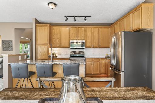 32_18614_Trott_Brook_Pkwy16_mls.jpg
