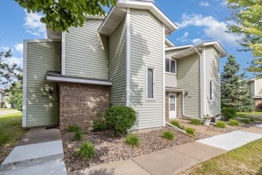 2488 Cobble Hill Alcove, C, Woodbury, MN 55125