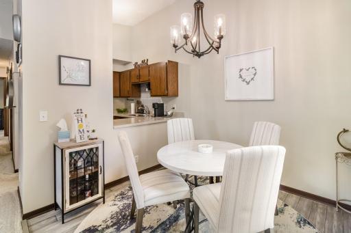 2488 Cobble Hill Alcove, C, Woodbury, MN 55125