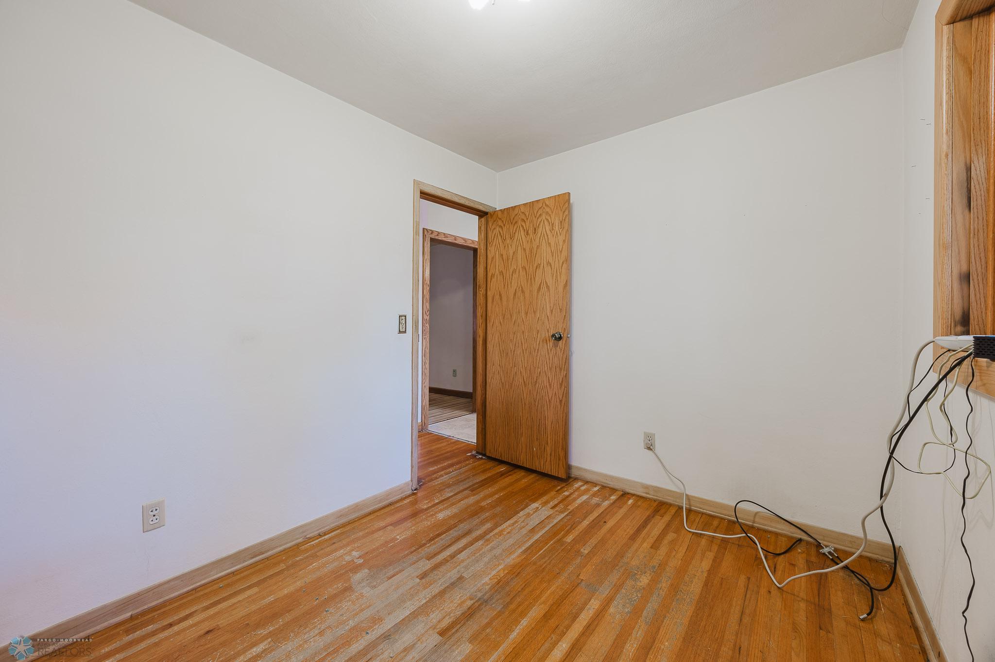 2012 7th St S, Moorhead, MN, 56560-22.jpg