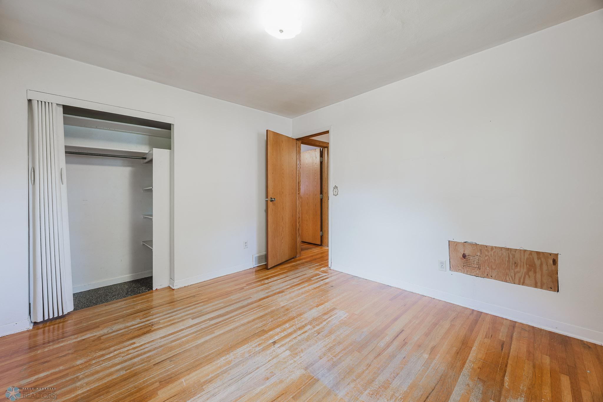 2012 7th St S, Moorhead, MN, 56560-16.jpg