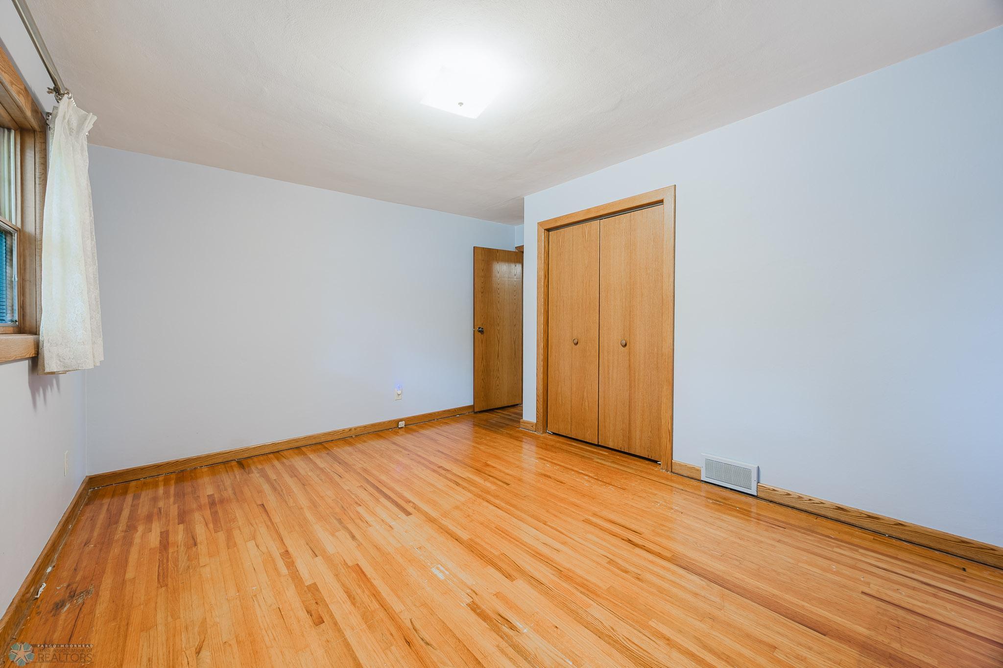 2012 7th St S, Moorhead, MN, 56560-18.jpg