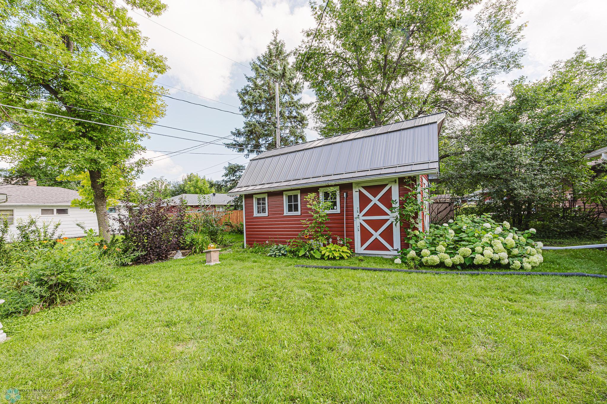 2012 7th St S, Moorhead, MN, 56560-35.jpg