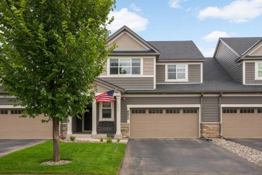 18108 Glassfern Lane, Lakeville, MN 55044